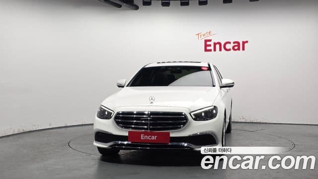 Mercedes-Benz E-Class W213 3