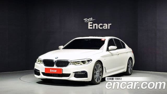 BMW 5 Series (G30)