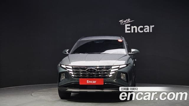 Hyundai Tucson Hybrid (NX4) 2