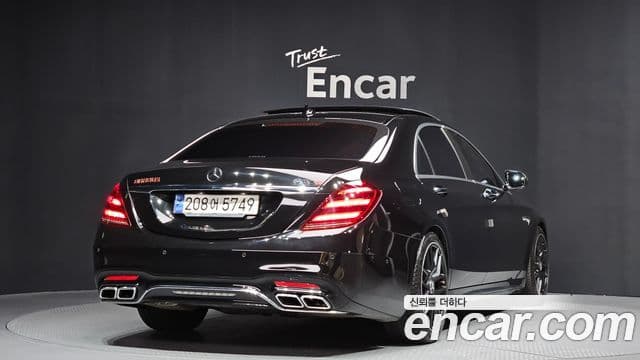 Mercedes-Benz S-Class W222 2