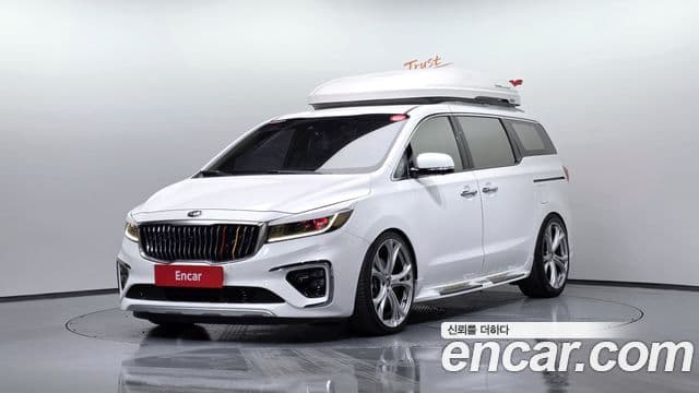 Kia The New Carnival 1