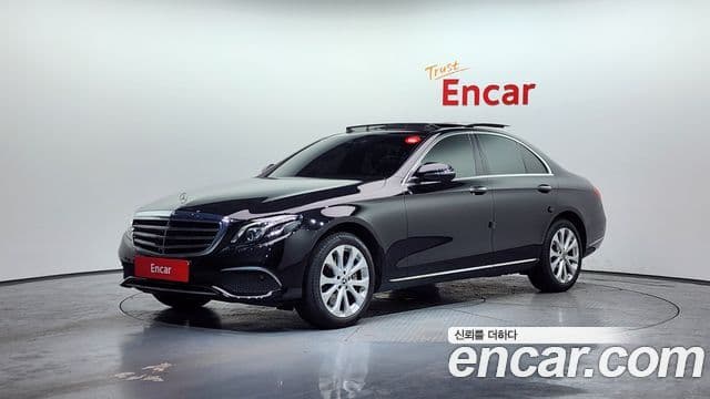 Mercedes-Benz E-Class W213 1