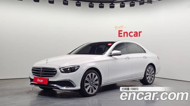 Mercedes-Benz E-Class W213 1