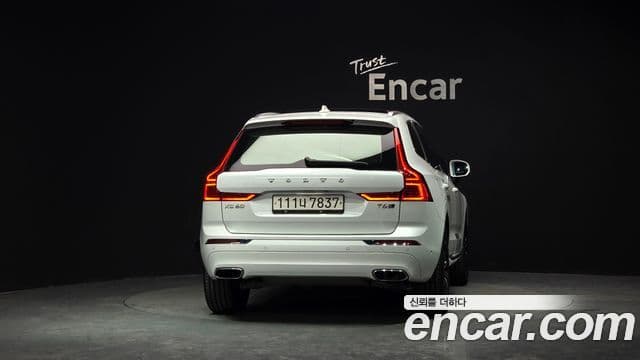 Volvo XC60 2nd Gen 4