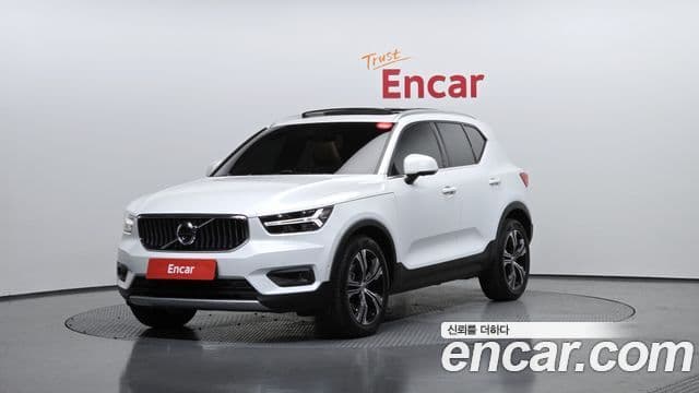 Volvo XC40 1