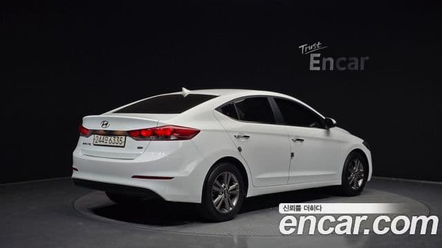 Hyundai Avante AD 2