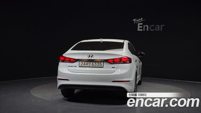 Hyundai Avante AD 4