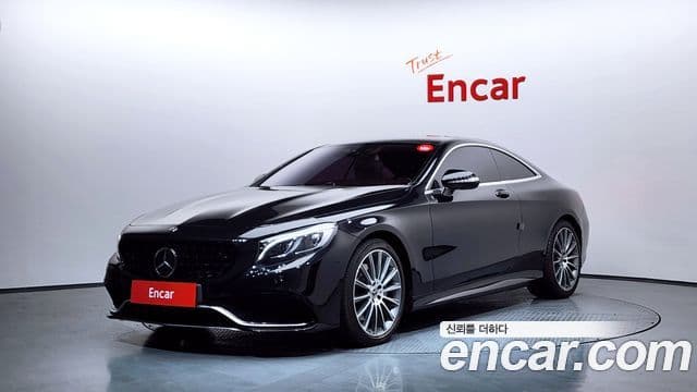 Mercedes-Benz S-Class W222