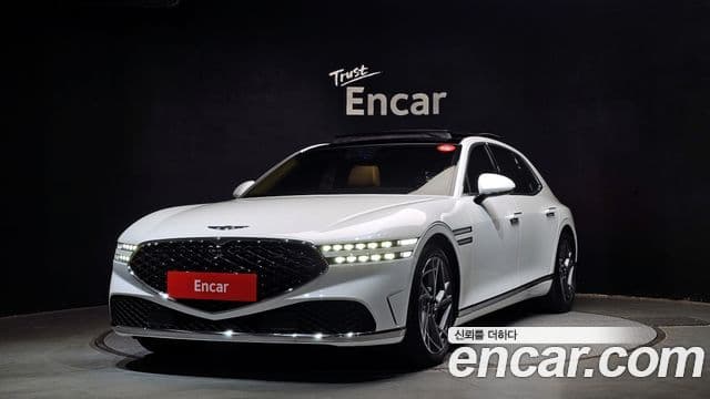Genesis G90 (RS4) 1