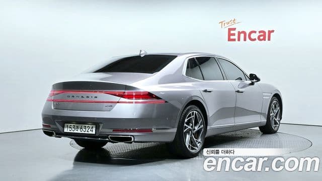 Genesis G90 (RS4) 2