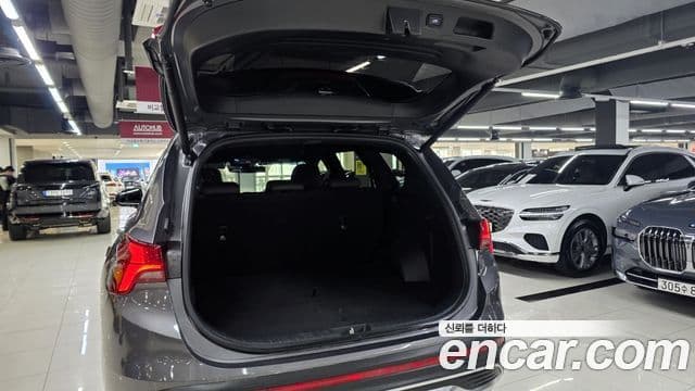 Hyundai The New Santa Fe 4