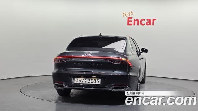 Hyundai The New Grandeur IG 4