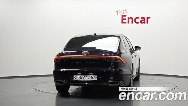 Hyundai The New Grandeur IG 4