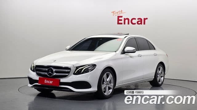 Mercedes-Benz E-Class W213 1