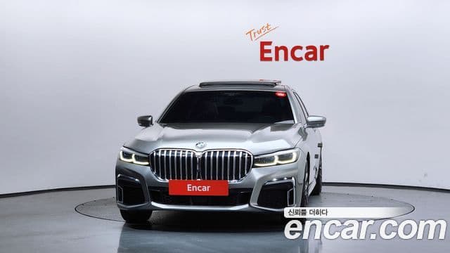 BMW 7 Series (G11) 2