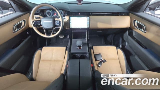 Land Rover Range Rover Velar 4