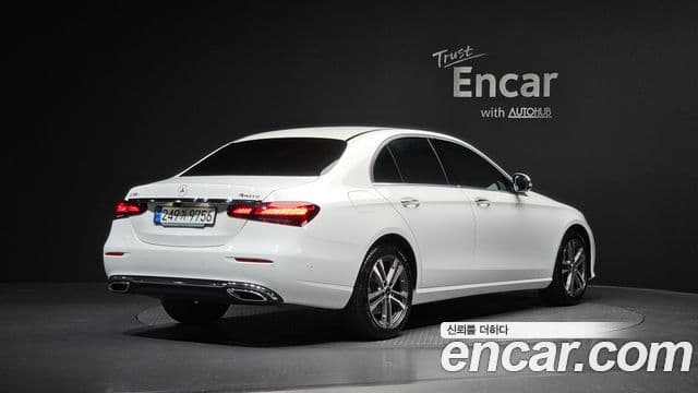 Mercedes-Benz E-Class W213 2