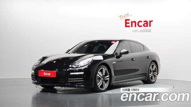 Porsche Panamera 1