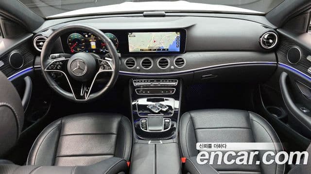 Mercedes-Benz E-Class W213 4