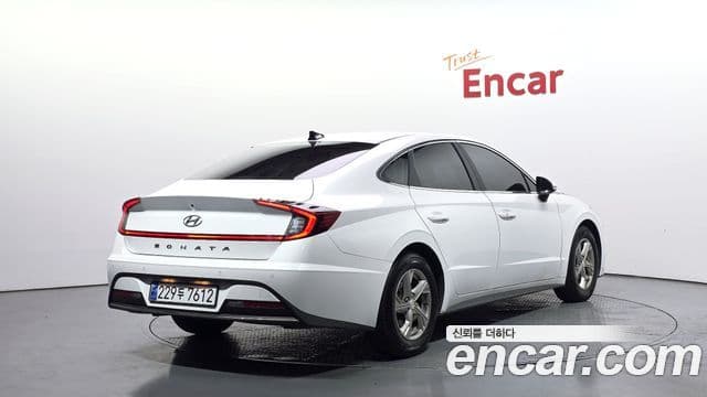 Hyundai Sonata (DN8) 2