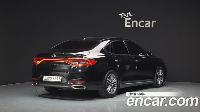 Hyundai Grandeur IG 2