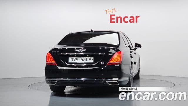 Genesis EQ900 4