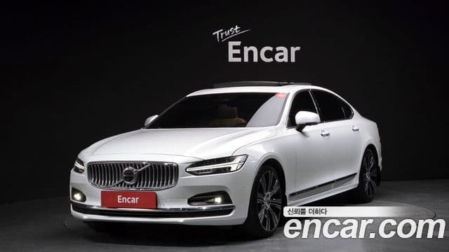 Volvo S90 1