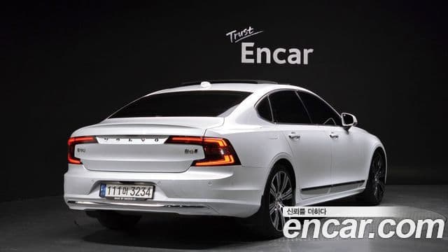 Volvo S90 2