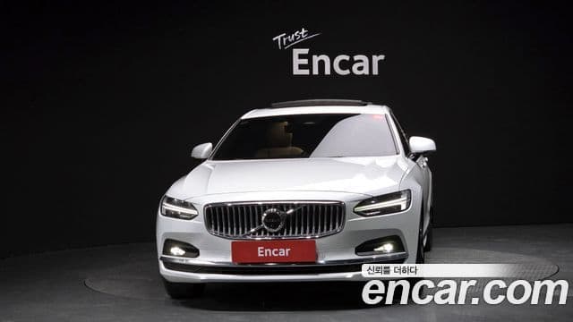 Volvo S90 3