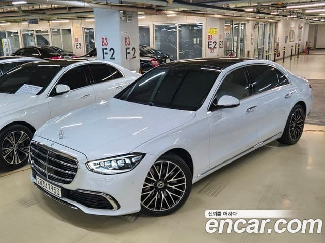 Mercedes-Benz S-Class W223