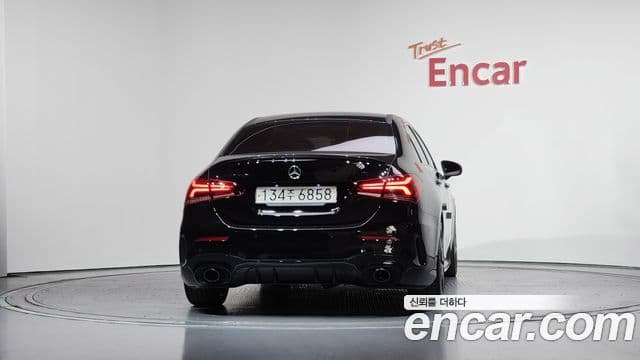Mercedes-Benz A-Class W177 4