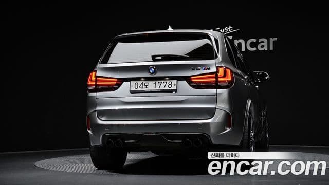 BMW X5M (F15) 4