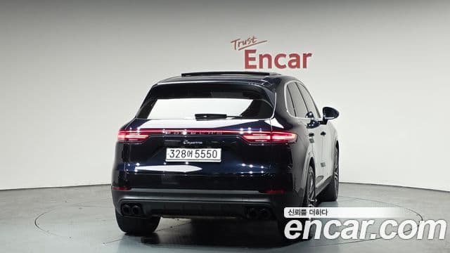 Porsche Cayenne (PO536) 4