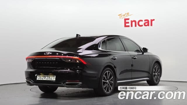 Hyundai The New Grandeur IG 2