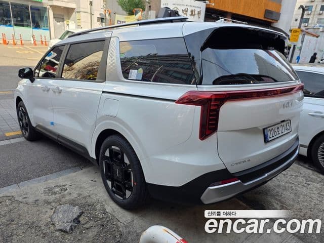 Kia The New Carnival 4th Gen 3