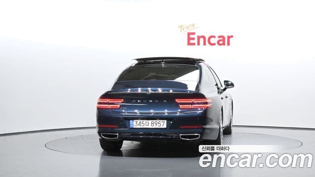 Genesis G80 (RG3) 4
