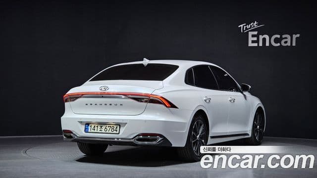 Hyundai The New Grandeur IG 2