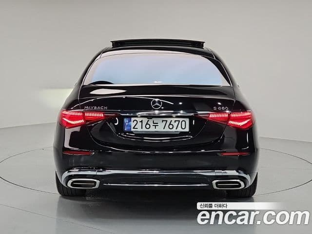 Mercedes-Benz S-Class W223 4