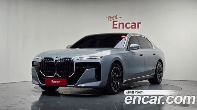 BMW 7 Series (G70)