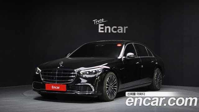 Mercedes-Benz S-Class W223 1