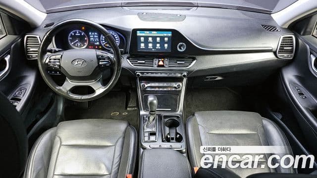 Hyundai Grandeur IG 4