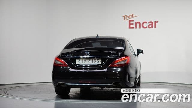 Mercedes-Benz CLS-Class W218 4