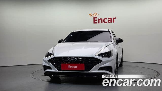 Hyundai Sonata (DN8) 2