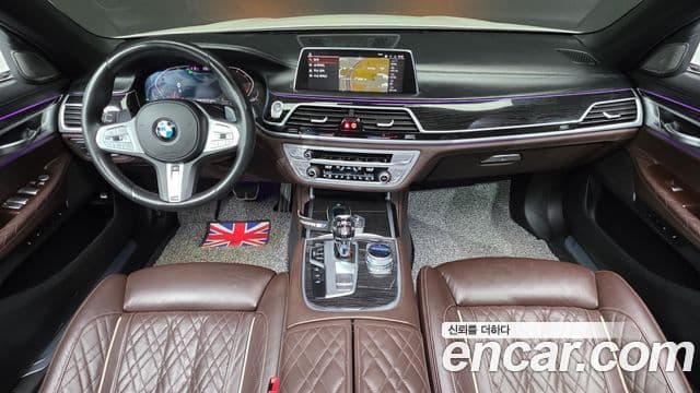 BMW 7 Series (G11) 4