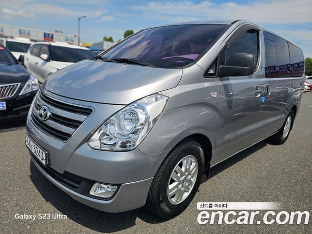 Hyundai Grand Starex