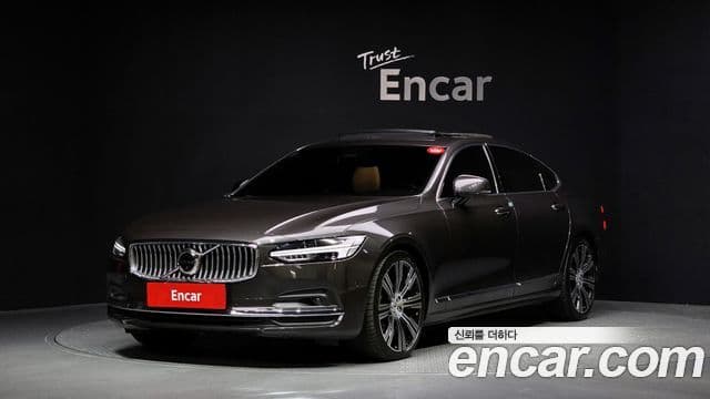 Volvo S90 1