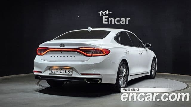 Hyundai Grandeur IG 2