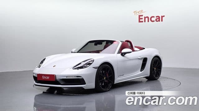 Porsche 718 Boxster 1