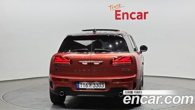 MINI Cooper S Clubman 4