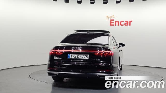 Audi A8 (D5) 3